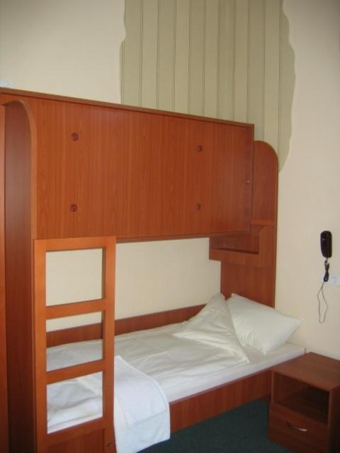Linat Orchim Dom Goscinny Lodz  Exterior photo